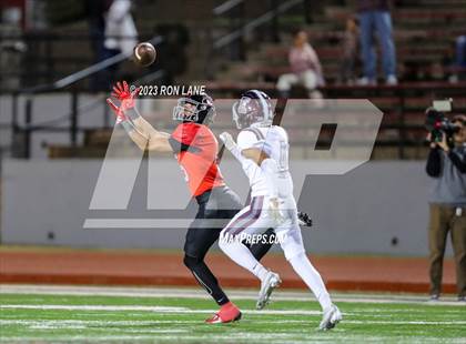 Thumbnail 1 in Edmond Memorial @ Mustang photogallery.