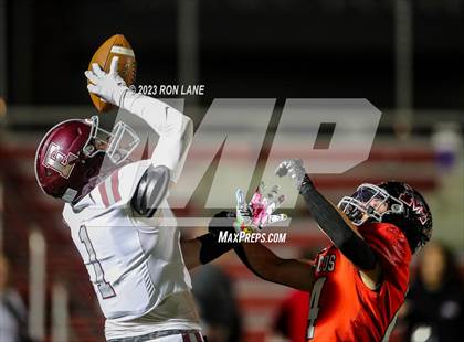 Thumbnail 1 in Edmond Memorial @ Mustang photogallery.