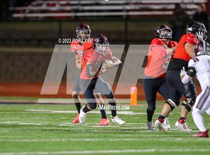 Thumbnail 3 in Edmond Memorial @ Mustang photogallery.