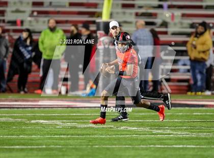 Thumbnail 1 in Edmond Memorial @ Mustang photogallery.