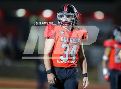 Thumbnail 2 in Edmond Memorial @ Mustang photogallery.