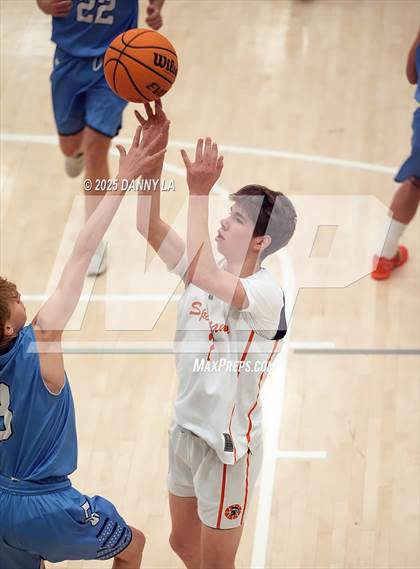 Thumbnail 3 in Murray vs Layton photogallery.