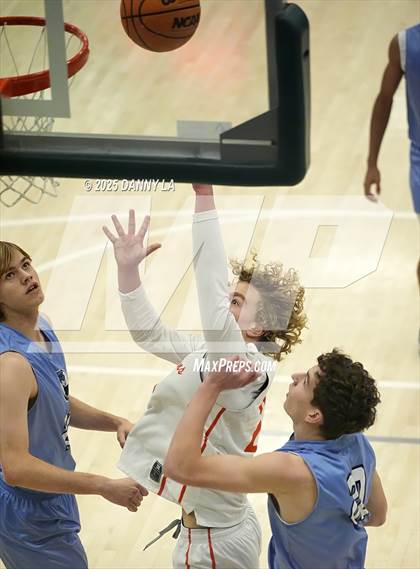 Thumbnail 3 in Murray vs Layton photogallery.