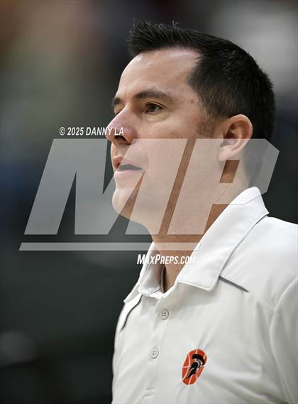 Thumbnail 3 in Murray vs Layton photogallery.