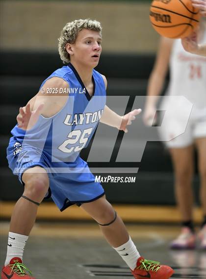 Thumbnail 3 in Murray vs Layton photogallery.