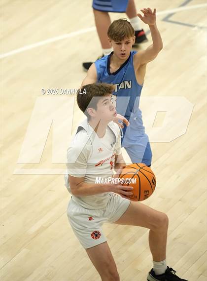 Thumbnail 2 in Murray vs Layton photogallery.