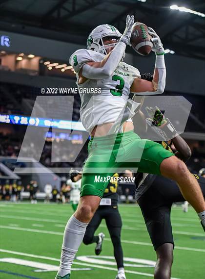 Thumbnail 2 in Caddo Mills @ Pleasant Grove (UIL 4A D2 Area Playoff) photogallery.