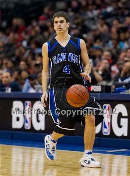 Thumbnail 2 in South Grand Prairie vs. Plano West (UIL Texas 5A Area Playoff) photogallery.