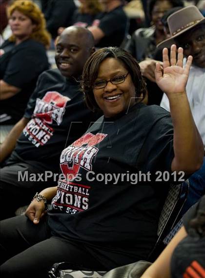 Thumbnail 1 in South Grand Prairie vs. Plano West (UIL Texas 5A Area Playoff) photogallery.