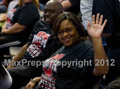 Thumbnail 2 in South Grand Prairie vs. Plano West (UIL Texas 5A Area Playoff) photogallery.