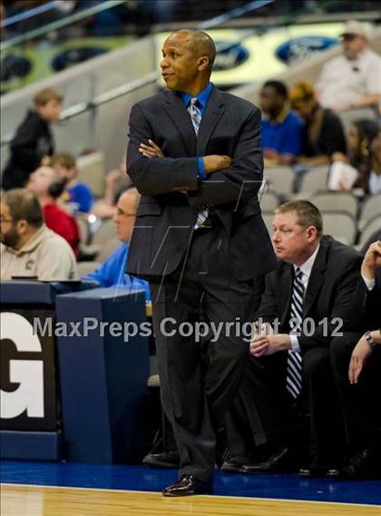 Thumbnail 3 in South Grand Prairie vs. Plano West (UIL Texas 5A Area Playoff) photogallery.