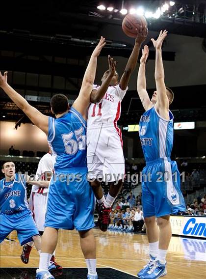 Thumbnail 2 in Holmes vs. Boone County (KHSAA Ninth Region Quarterfinal) photogallery.