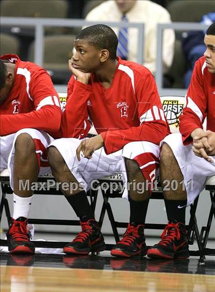 Thumbnail 1 in Holmes vs. Boone County (KHSAA Ninth Region Quarterfinal) photogallery.
