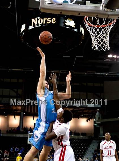 Thumbnail 3 in Holmes vs. Boone County (KHSAA Ninth Region Quarterfinal) photogallery.