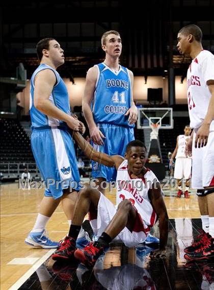 Thumbnail 1 in Holmes vs. Boone County (KHSAA Ninth Region Quarterfinal) photogallery.