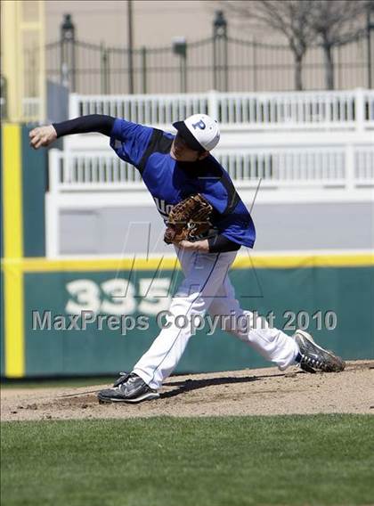 Thumbnail 3 in Allen vs. Plano West photogallery.