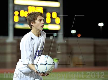 Thumbnail 3 in Boulder vs. Fairview (CHSAA 5A Semifinal) photogallery.