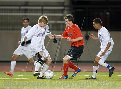 Thumbnail 3 in Boulder vs. Fairview (CHSAA 5A Semifinal) photogallery.