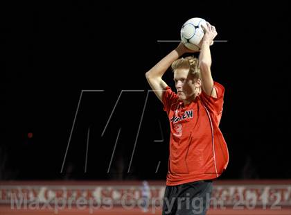 Thumbnail 3 in Boulder vs. Fairview (CHSAA 5A Semifinal) photogallery.