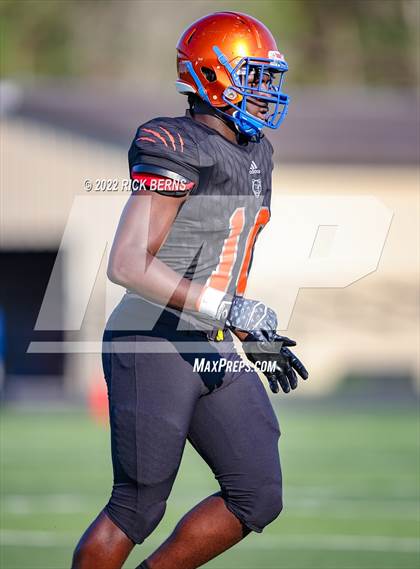 Thumbnail 1 in College Park @ Grand Oaks (Navy vs Black) photogallery.