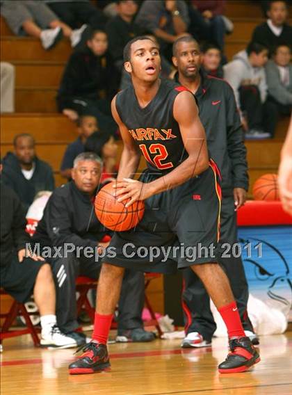 Thumbnail 1 in Dominguez vs. Fairfax (Pacific Shores Tournament) photogallery.