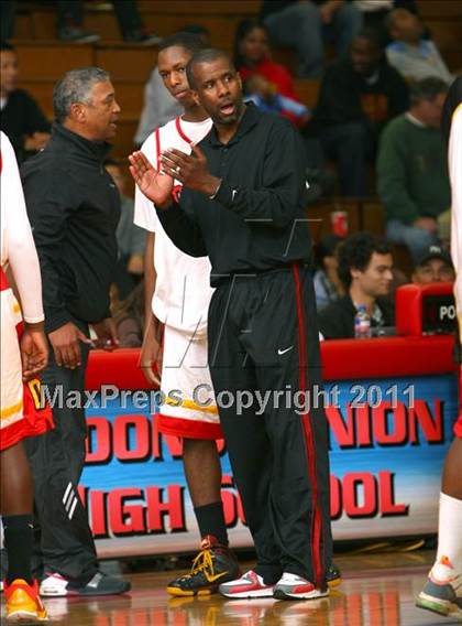 Thumbnail 2 in Dominguez vs. Fairfax (Pacific Shores Tournament) photogallery.