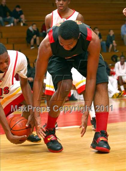 Thumbnail 3 in Dominguez vs. Fairfax (Pacific Shores Tournament) photogallery.