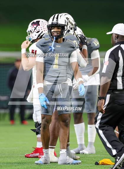 Thumbnail 3 in South Oak Cliff vs. Melissa (UIL 5A D-II Quarterfinals)  photogallery.