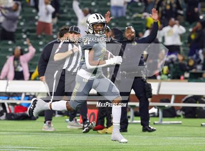 Thumbnail 3 in South Oak Cliff vs. Melissa (UIL 5A D-II Quarterfinals)  photogallery.