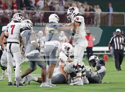 Thumbnail 3 in South Oak Cliff vs. Melissa (UIL 5A D-II Quarterfinals)  photogallery.