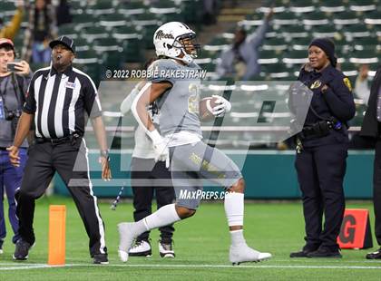 Thumbnail 3 in South Oak Cliff vs. Melissa (UIL 5A D-II Quarterfinals)  photogallery.