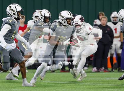 Thumbnail 2 in South Oak Cliff vs. Melissa (UIL 5A D-II Quarterfinals)  photogallery.