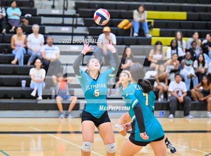 Thumbnail 3 in Mater Dei Catholic @ Olympian photogallery.