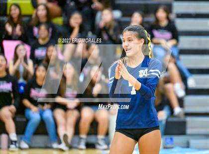 Thumbnail 3 in Mater Dei Catholic @ Olympian photogallery.
