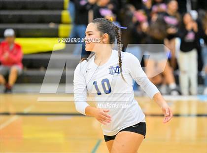 Thumbnail 1 in Mater Dei Catholic @ Olympian photogallery.