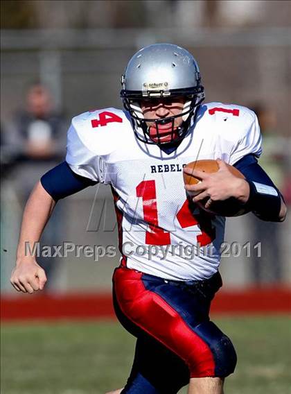 Thumbnail 2 in New Fairfield @ New Milford photogallery.
