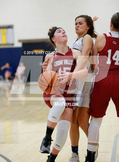Thumbnail 3 in Cedar Valley vs. Summit Academy (South Mountain Holiday Classic) photogallery.