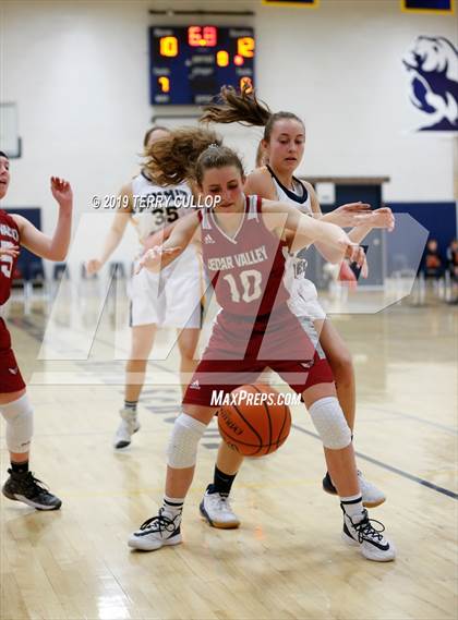 Thumbnail 1 in Cedar Valley vs. Summit Academy (South Mountain Holiday Classic) photogallery.