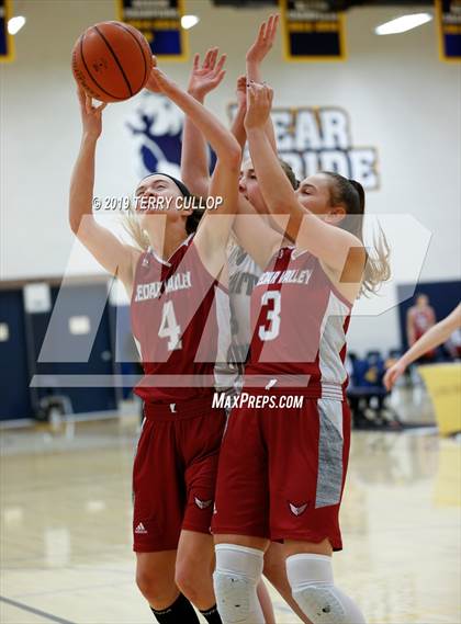 Thumbnail 1 in Cedar Valley vs. Summit Academy (South Mountain Holiday Classic) photogallery.