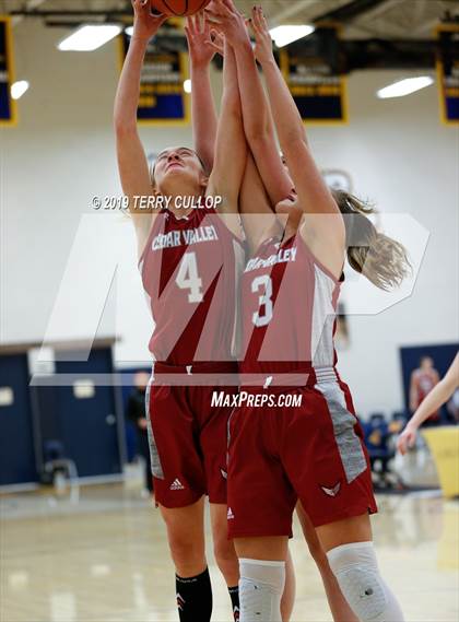 Thumbnail 3 in Cedar Valley vs. Summit Academy (South Mountain Holiday Classic) photogallery.