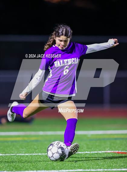 Thumbnail 2 in Saugus @ Valencia photogallery.