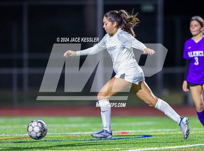 Thumbnail 3 in Saugus @ Valencia photogallery.