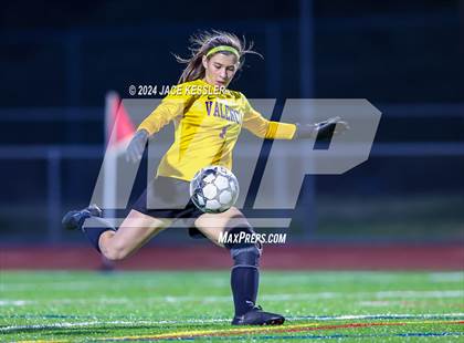 Thumbnail 3 in Saugus @ Valencia photogallery.