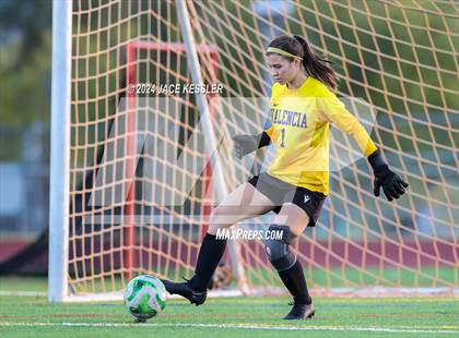 Thumbnail 3 in Saugus @ Valencia photogallery.