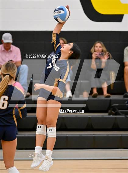 Thumbnail 2 in JV: Highland Prep vs. Yuma Catholic photogallery.