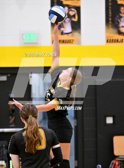 Thumbnail 2 in JV: Highland Prep vs. Yuma Catholic photogallery.