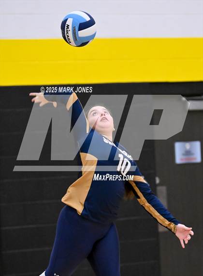 Thumbnail 1 in JV: Highland Prep vs. Yuma Catholic photogallery.