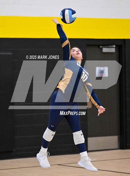 Thumbnail 2 in JV: Highland Prep vs. Yuma Catholic photogallery.