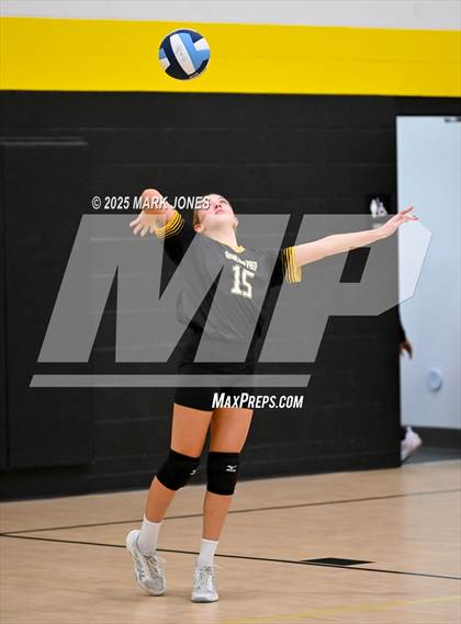 Thumbnail 2 in JV: Highland Prep vs. Yuma Catholic photogallery.