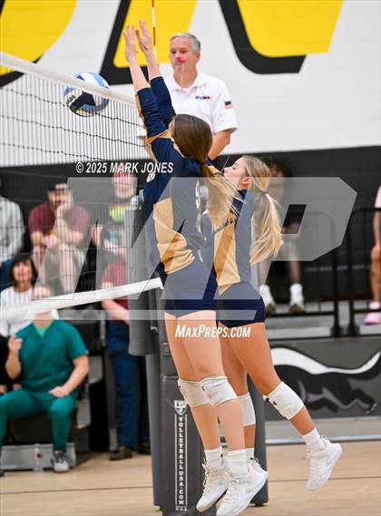 Thumbnail 2 in JV: Highland Prep vs. Yuma Catholic photogallery.